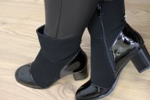 Akc63  Szőrme béleses, lakkcsizma 36-40