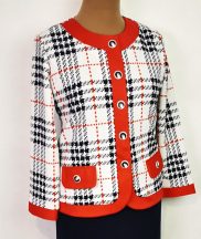   Fehér alapon, sötétkék-piros színű mintával díszített blézer 44-54