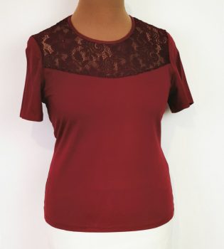Bordó színű, rövid  ujjú felső 42-52