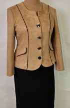   Barna színű, kellemes bársonyos anyagú  alkalmi blézer 44-50