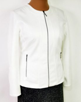 Bársonyos tapintású anyagú, fehér színű  blézer 46-54