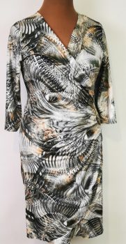 Deréknál átlapolt, alkalmi ruha 44-54