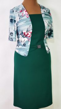 Deréknál díszcsatos ruha 46-52