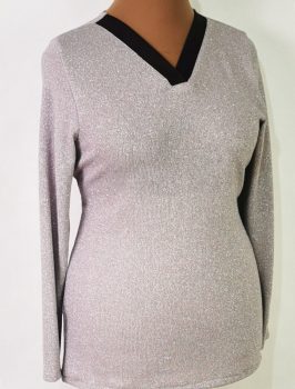 "V" nyakú, hosszú ujjú, pamutos anyagú, ezüstösen csillogó alkalmi felső 44-54